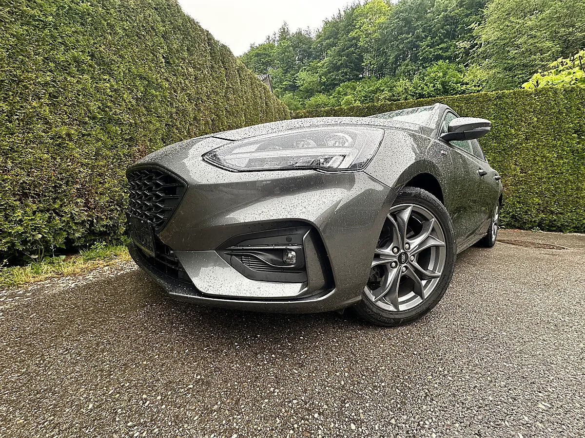 Ford Focus 2021 photo 3