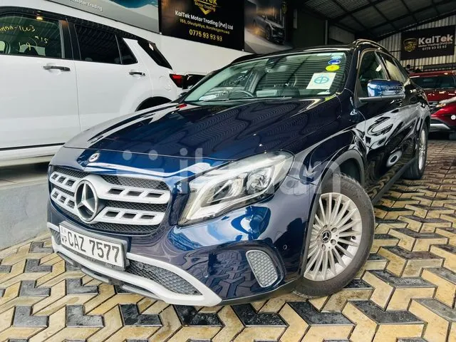 Mercedes-Benz Gla 180