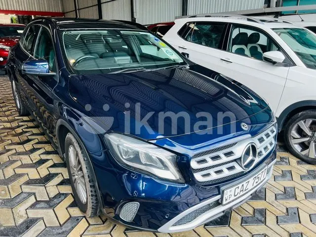Mercedes-Benz Gla 180 2018 photo 3
