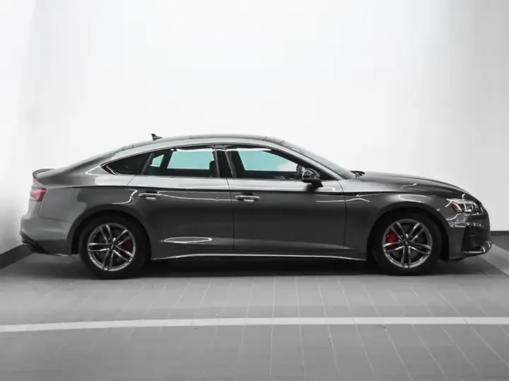 Audi A5 2023 photo 3