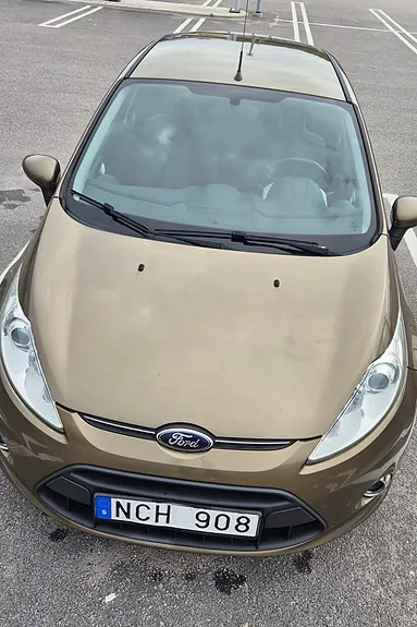 Ford Fiesta 2013 photo 2