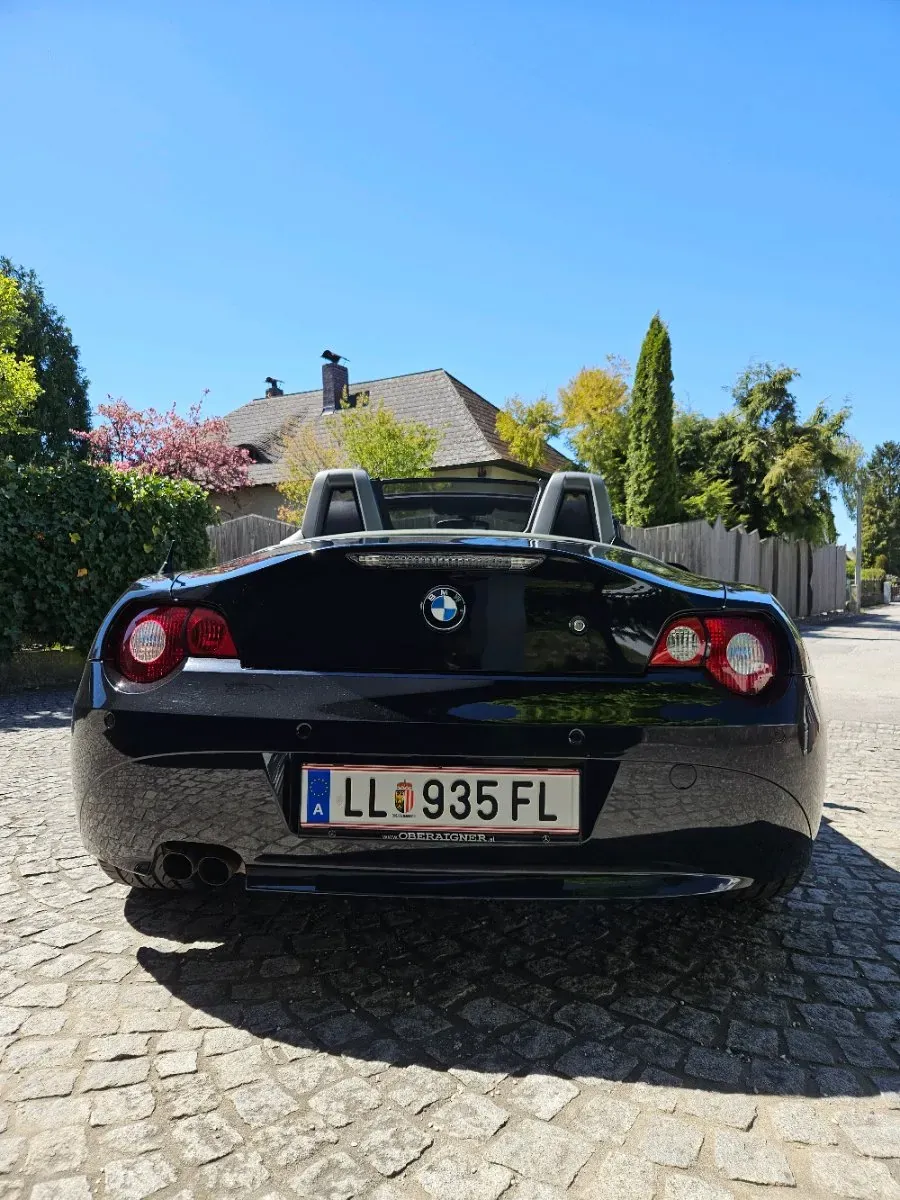 BMW Z4 2004 photo 3