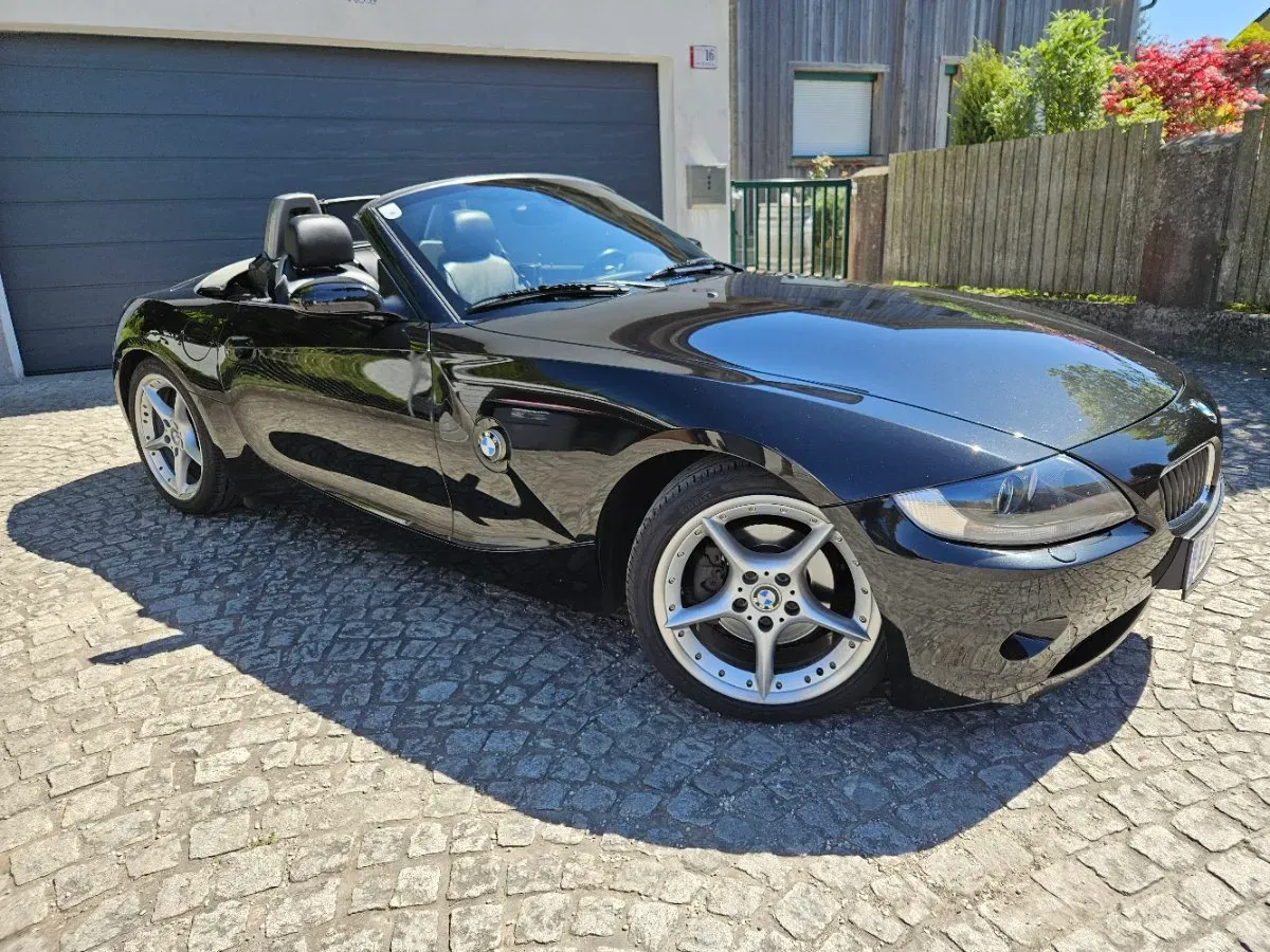 BMW Z4 2004 photo 2