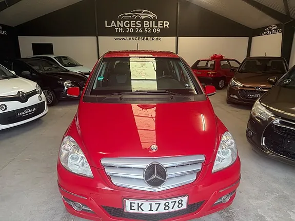 Mercedes-Benz B200