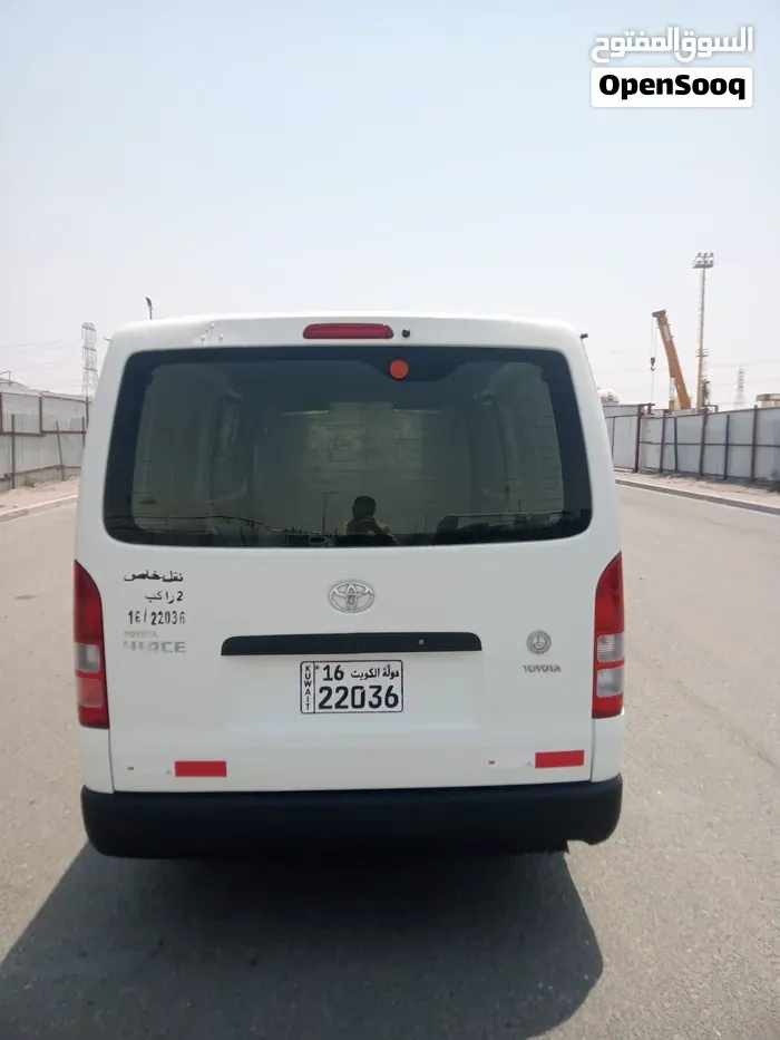 Toyota Hiace 2018 photo 3