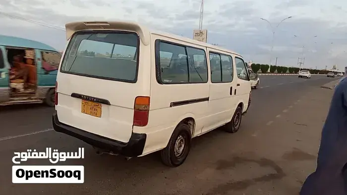 Toyota Hiace 2004 photo 4