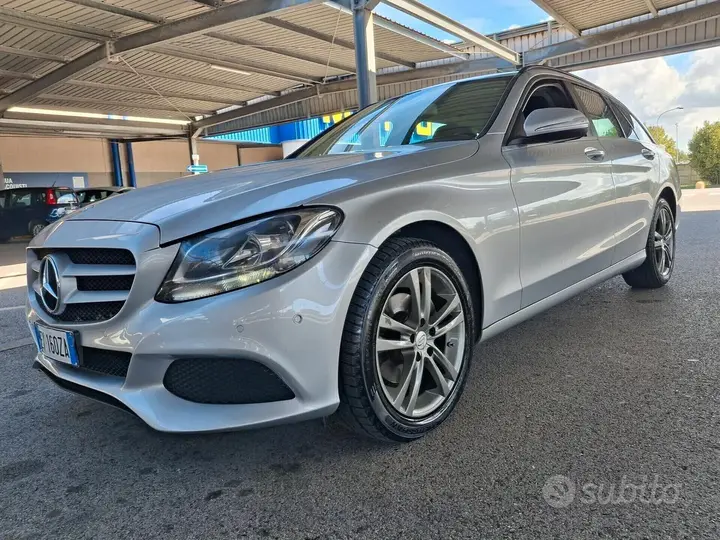 Mercedes-Benz C200 2015 photo 2