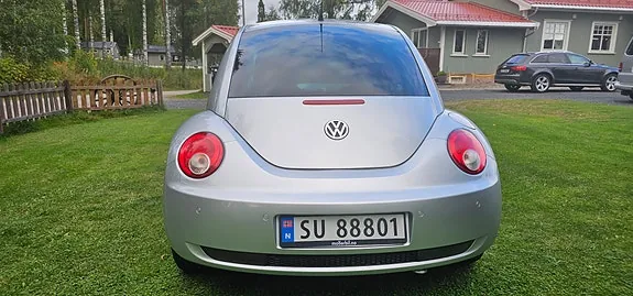 Volkswagen New Beetle 2009 photo 4