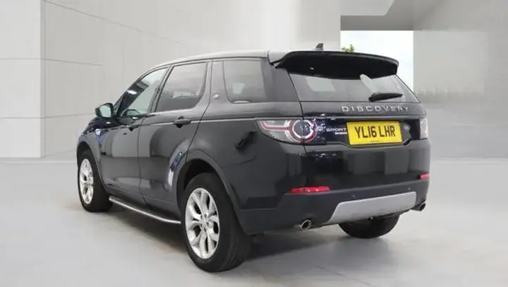 Land Rover Discovery Sport 2016 photo 5
