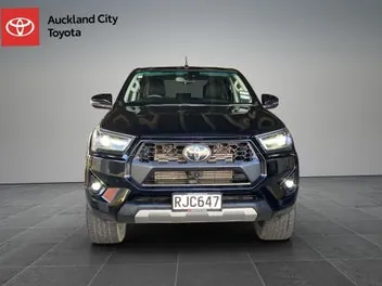 Toyota Hilux 2024 photo 3