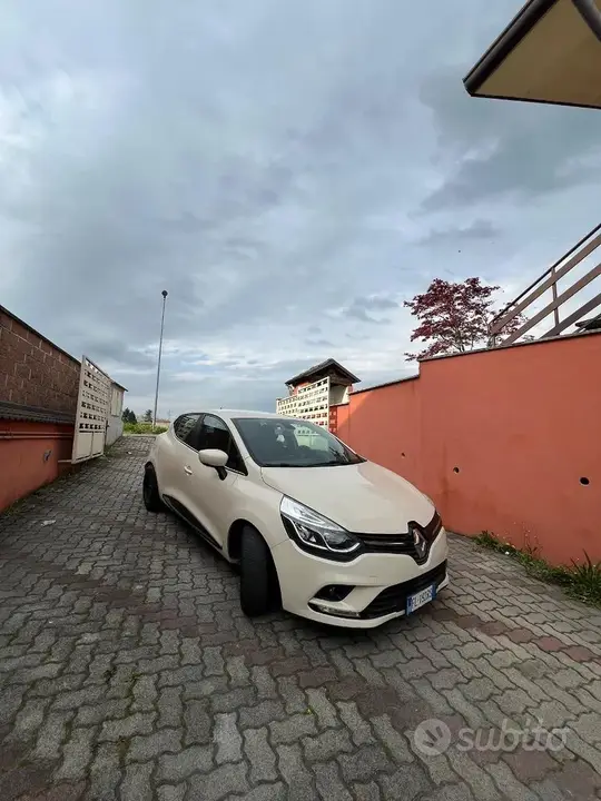 Renault Clio 2017 photo 3