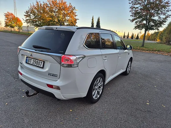 Mitsubishi Outlander 2015 photo 4