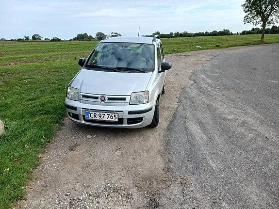 Fiat Panda 2011 photo 4