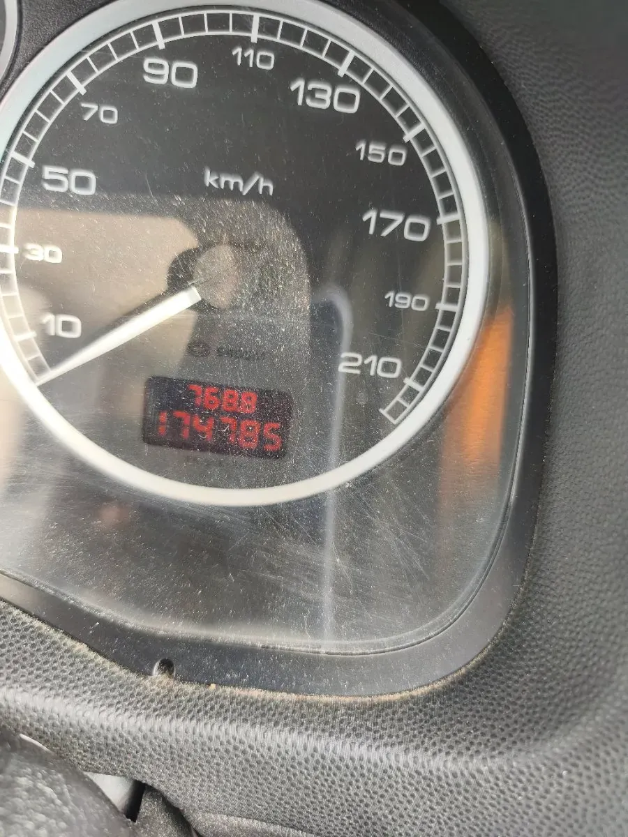 Peugeot 307 2004 photo 3