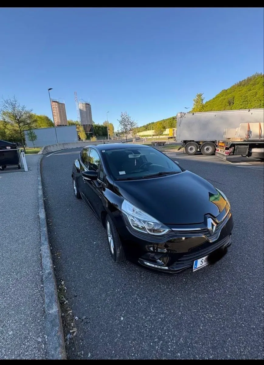 Renault Clio 2017 photo 3