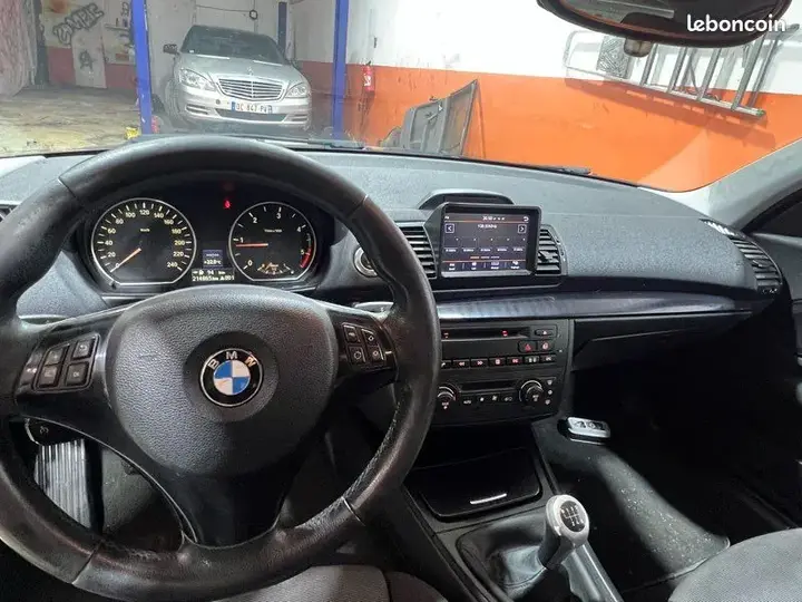 BMW 1 Series 2007 photo 3