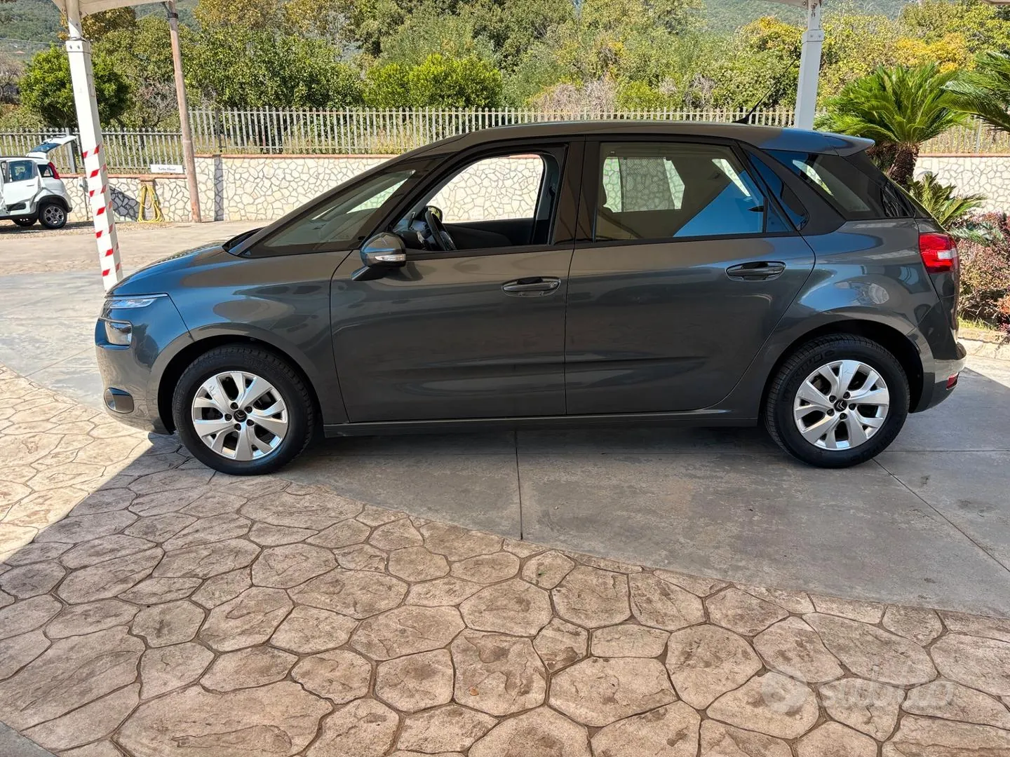Citroen C4 Picasso 2016 photo 5