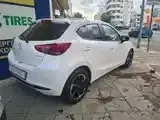 Mazda 2 2023 photo 4