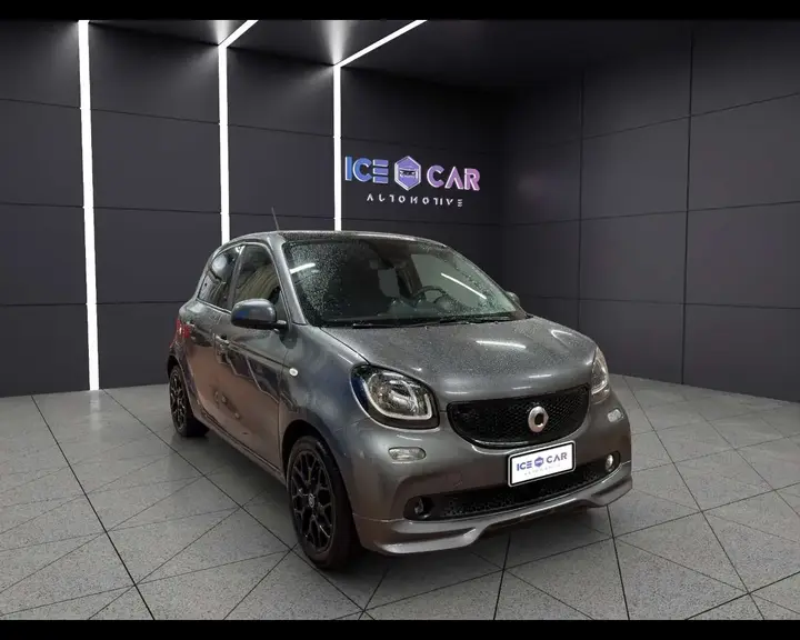 Smart Forfour 2019 photo 3