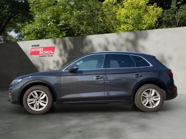 Audi Q5 2022 photo 3
