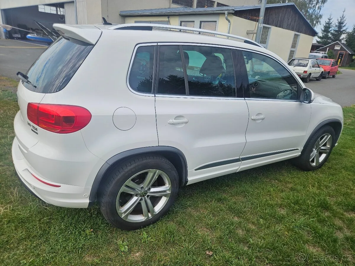Volkswagen Tiguan 2012 photo 3