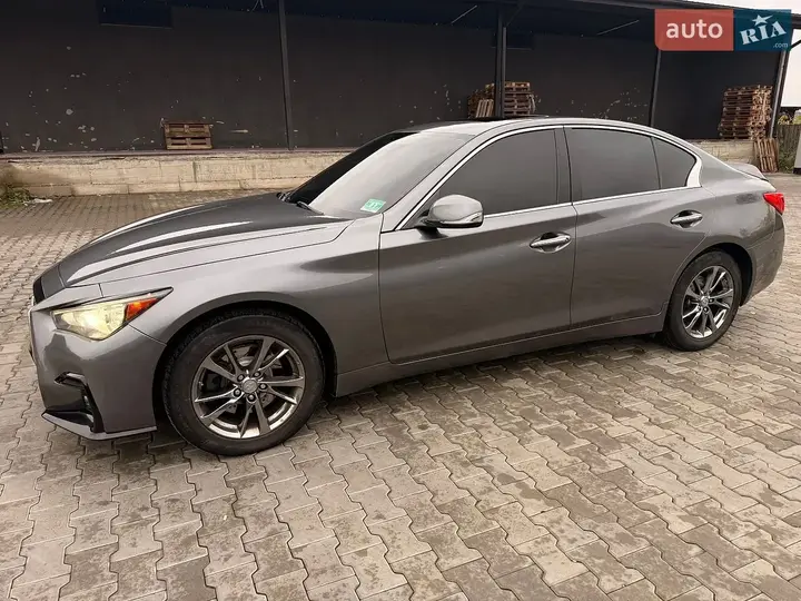 Infiniti Q50 2016 photo 2