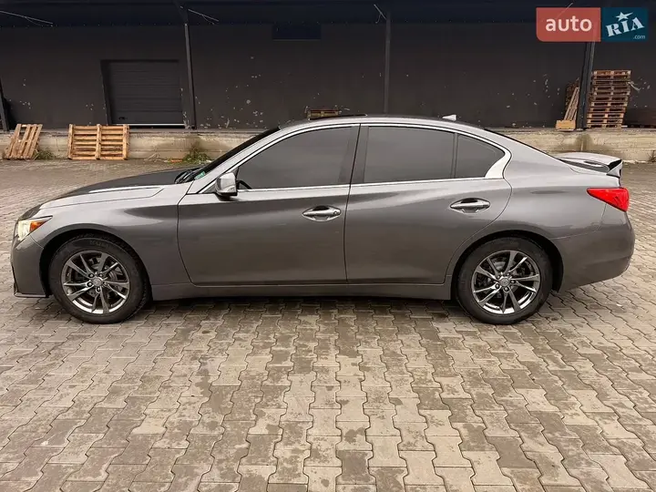Infiniti Q50 2016 photo 3