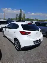 Mazda 2 2022 photo 5