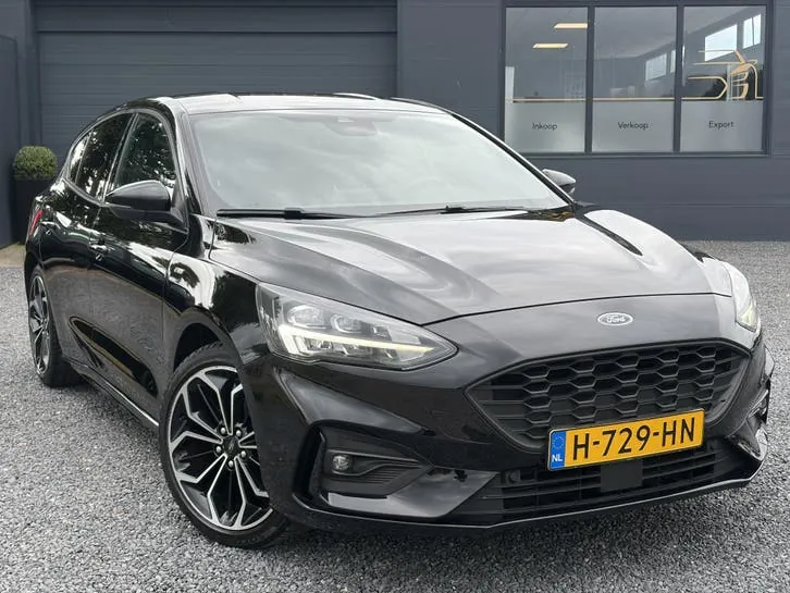 Ford Focus 2020 photo 2