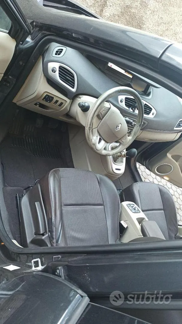 Renault Scenic 2009 photo 3