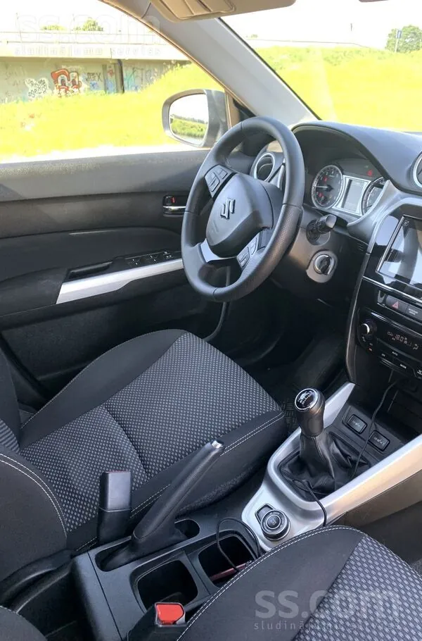 Suzuki Vitara 2016 photo 5