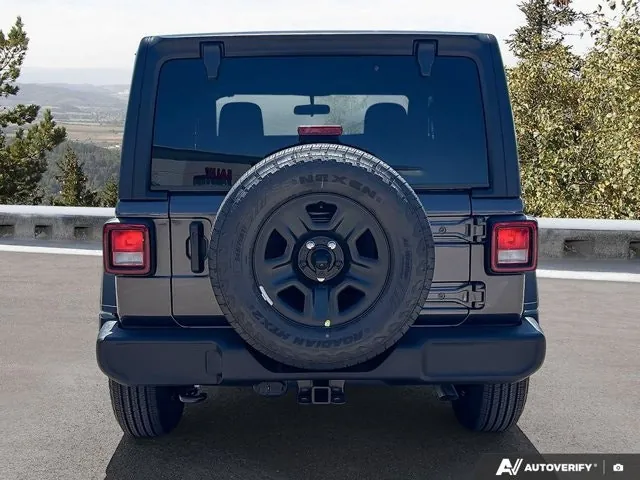 Jeep Wrangler 2026 photo 5