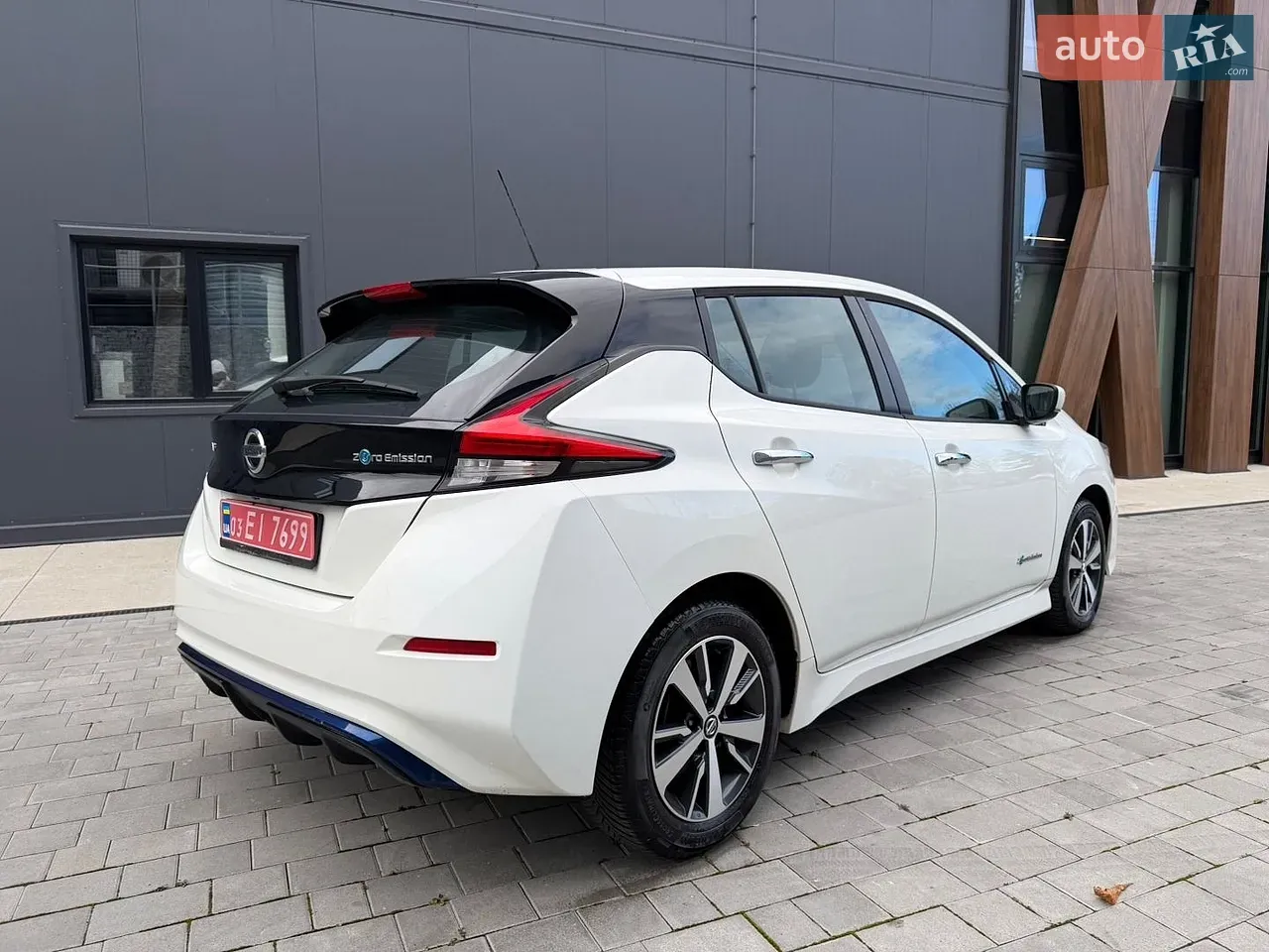 Nissan Leaf 2019 photo 5