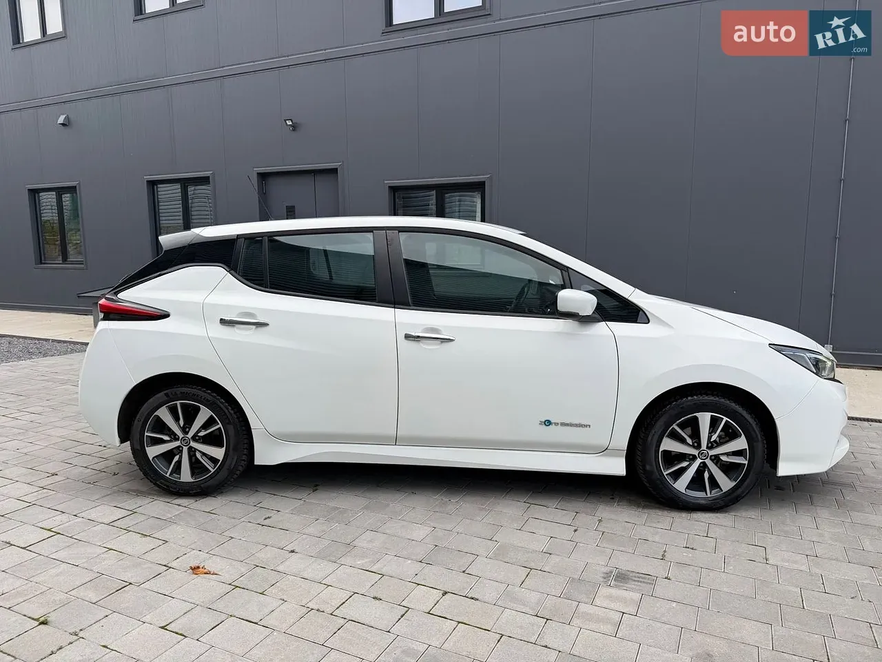 Nissan Leaf 2019 photo 4
