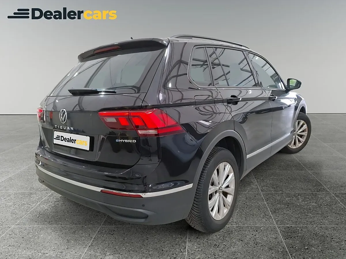 Volkswagen Tiguan 2023 photo 3