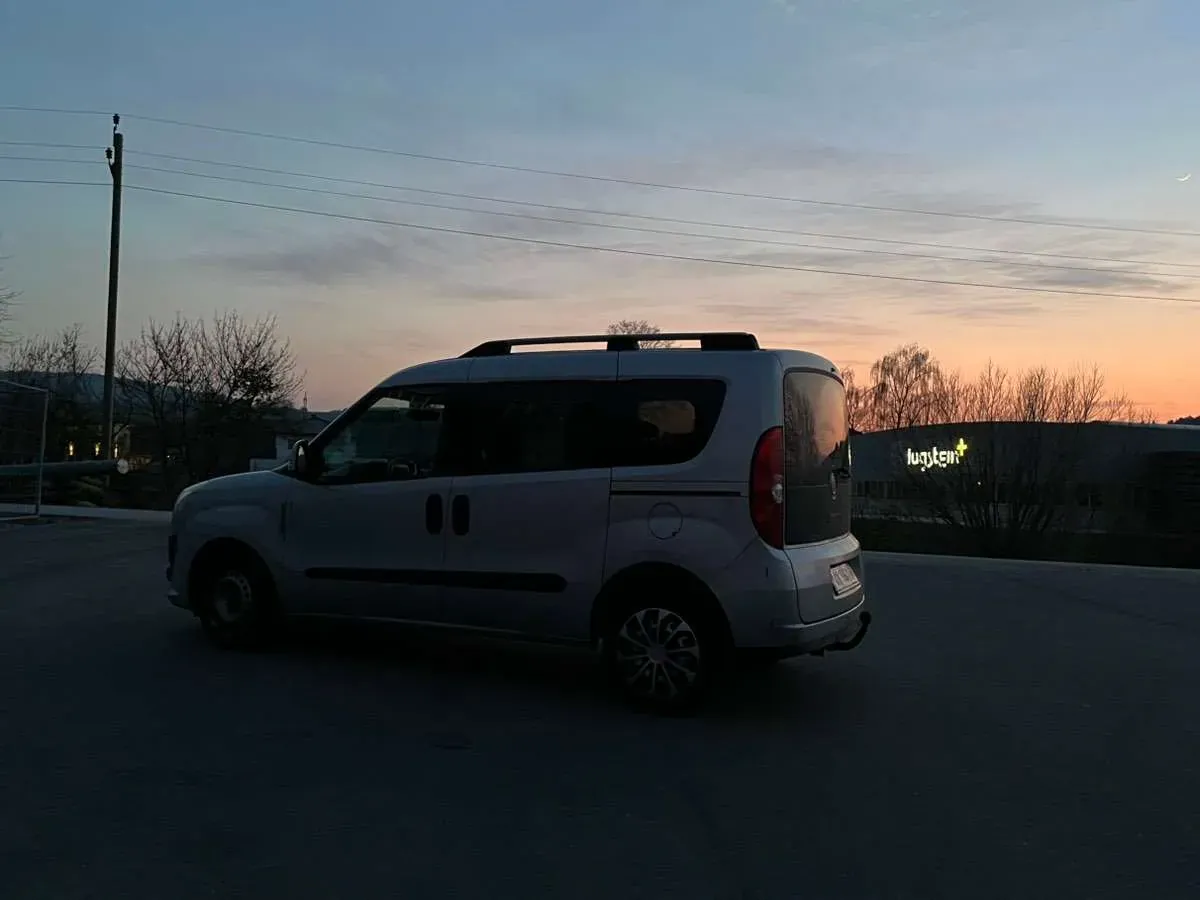 Fiat Doblò 2010 photo 3