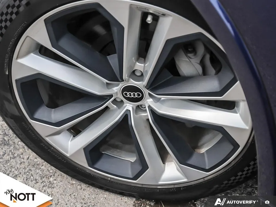 Audi Q7 2021 photo 5