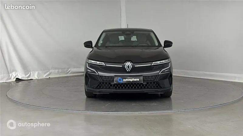 Renault Megane 2023 photo 2