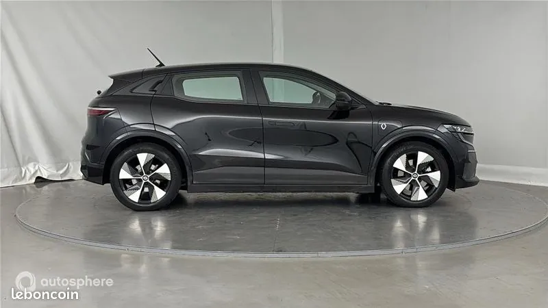 Renault Megane 2023 photo 4