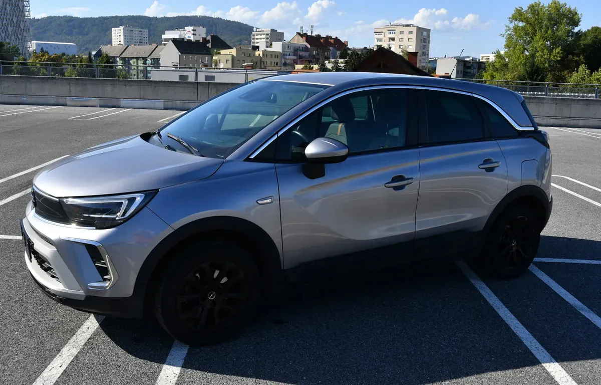 Opel Crossland 2021 photo 3
