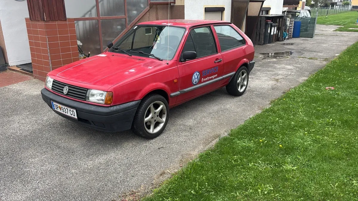 Volkswagen Polo 1992 photo 2