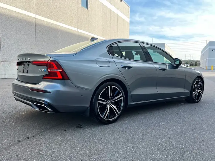 Volvo S60 2019 photo 3