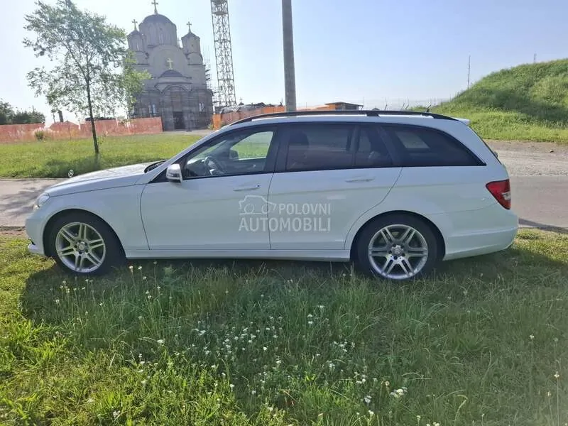 Mercedes-Benz C 250 2014 photo 4