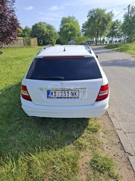 Mercedes-Benz C 250 2014 photo 3
