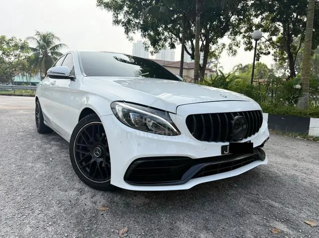 Mercedes-Benz C-Class