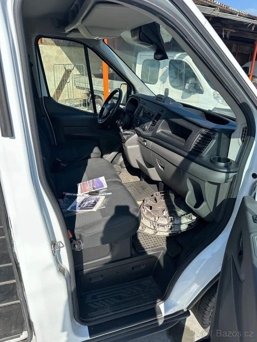 Ford Transit 2023 photo 5