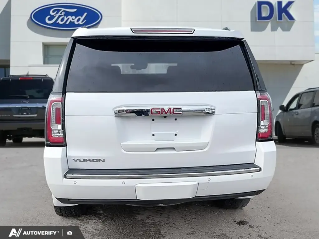 GMC Yukon 2018 photo 5
