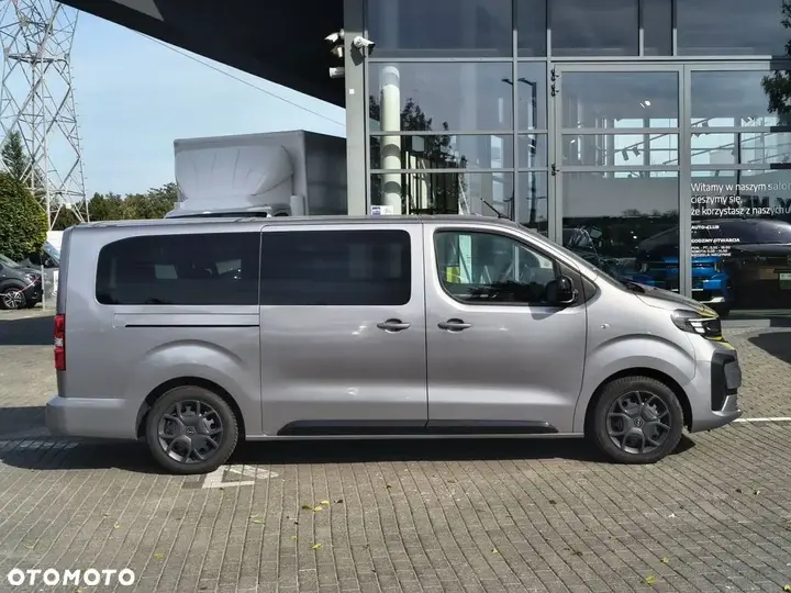 Opel Zafira 2025 photo 5