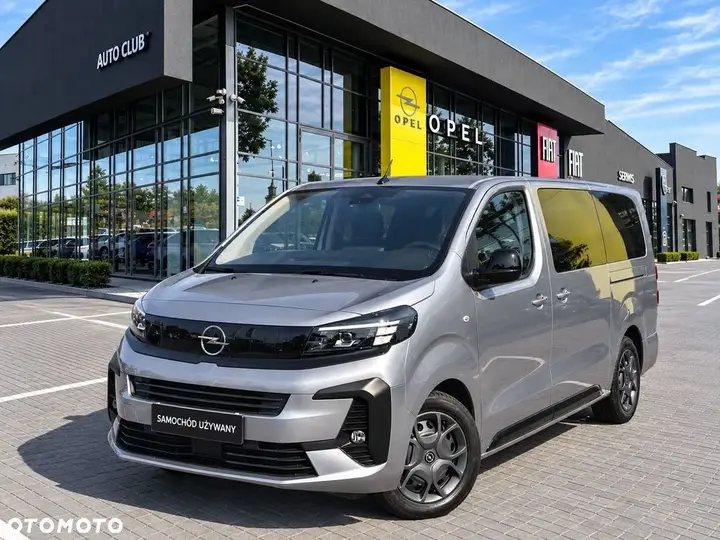 Opel Zafira 2025 photo 2