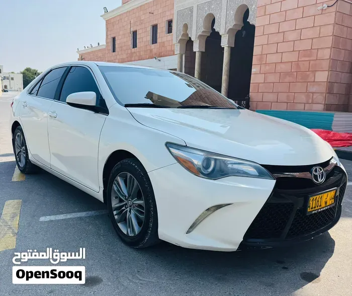 Toyota Camry 2016 photo 2